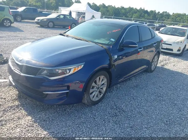 5XXGT4L35JG265001 2018 KIA OPTIMA - Image 2