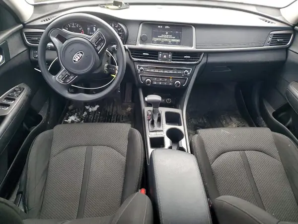5XXGT4L35JG268657 2018 KIA OPTIMA - Image 8
