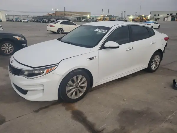 5XXGT4L35JG268870 2018 KIA OPTIMA - Image 1