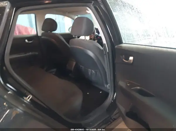 5XXGT4L35JG269033 2018 KIA OPTIMA - Image 8