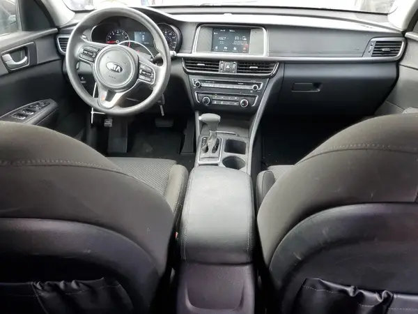5XXGT4L35JG272434 2018 KIA OPTIMA - Image 8