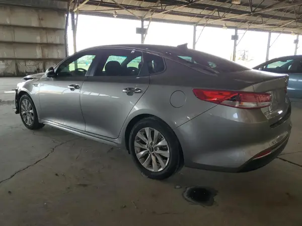 5XXGT4L35JG274636 2018 KIA OPTIMA - Image 2