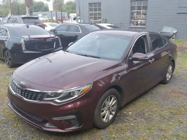 5XXGT4L35KG275349 2019 KIA OPTIMA - Image 2