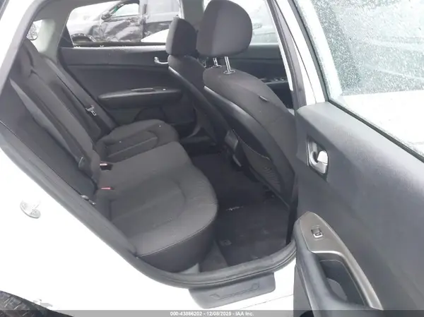 5XXGT4L35KG277991 2019 KIA OPTIMA - Image 8