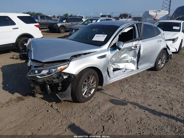 5XXGT4L35KG281328 2019 KIA OPTIMA - Image 2