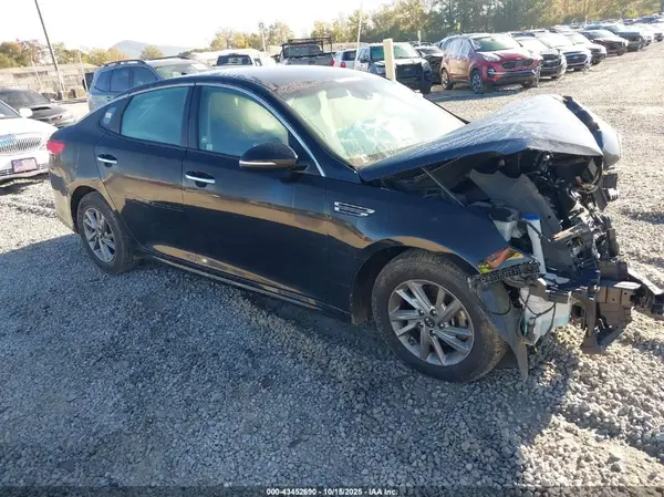 5XXGT4L35KG282608 2019 KIA OPTIMA - Image 1