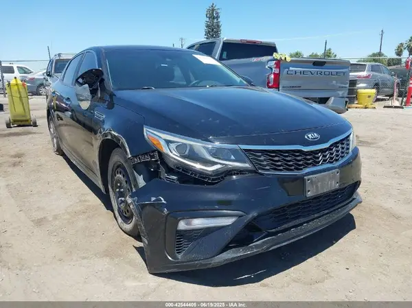5XXGT4L35KG283581 2019 KIA OPTIMA - Image 1