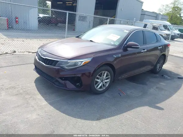 5XXGT4L35KG284150 2019 KIA OPTIMA - Image 2