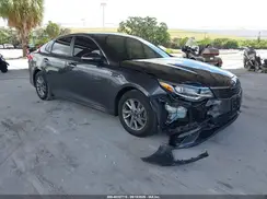 5XXGT4L35KG285556 2019 KIA OPTIMA