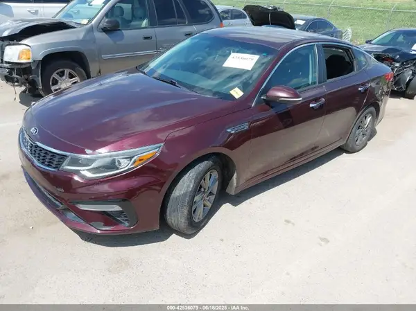 5XXGT4L35KG287548 2019 KIA OPTIMA - Image 2