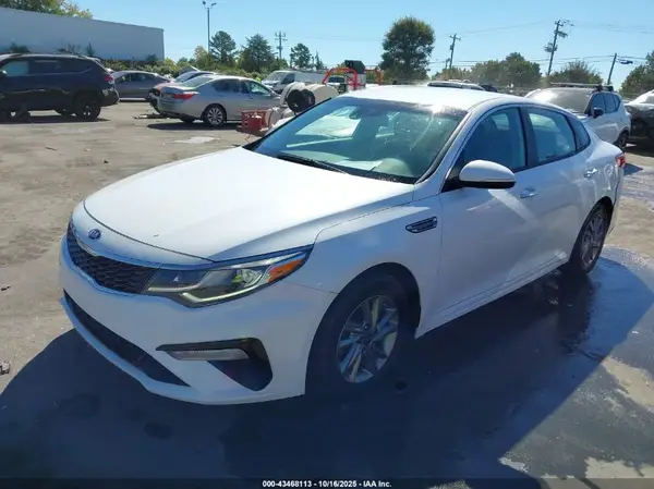 5XXGT4L35KG287923 2019 KIA OPTIMA - Image 2