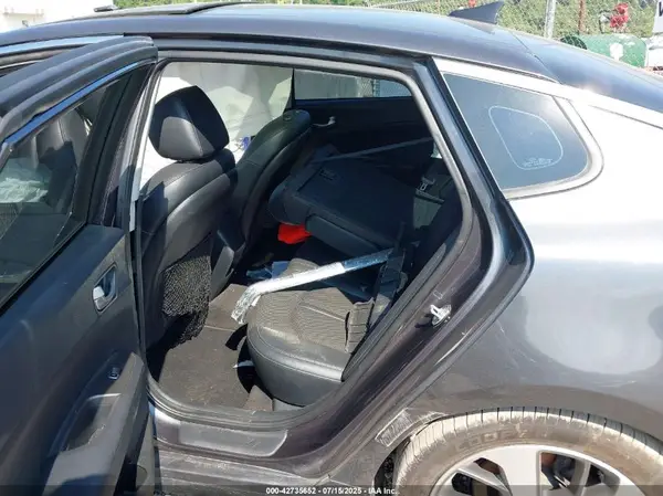 5XXGT4L35KG288974 2019 KIA OPTIMA - Image 8