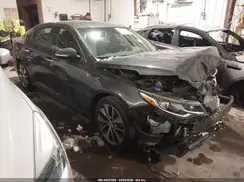 5XXGT4L35KG295620 2019 KIA OPTIMA
