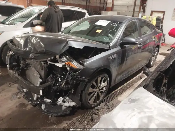 5XXGT4L35KG295620 2019 KIA OPTIMA - Image 2