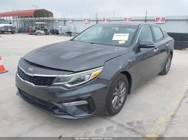 5XXGT4L35KG295679 2019 KIA OPTIMA - Image 2