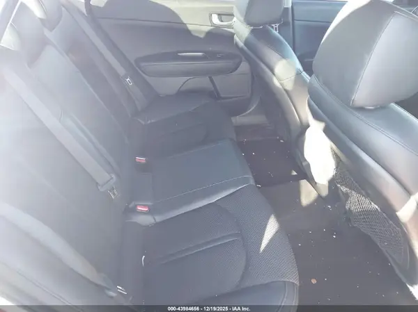 5XXGT4L35KG295990 2019 KIA OPTIMA - Image 8