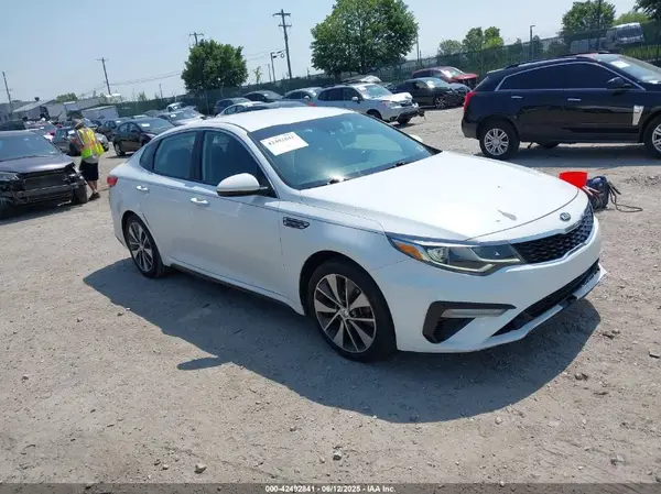 5XXGT4L35KG297478 2019 KIA OPTIMA - Image 1