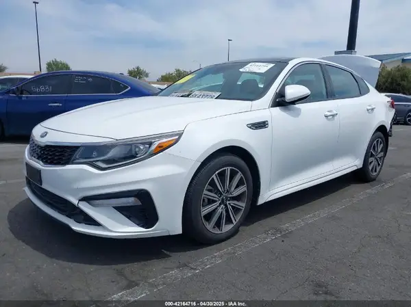 5XXGT4L35KG299151 2019 KIA OPTIMA - Image 2