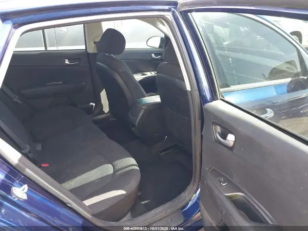 5XXGT4L35KG299277 2019 KIA OPTIMA - Image 8