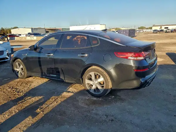 5XXGT4L35KG302372 2019 KIA OPTIMA - Image 2