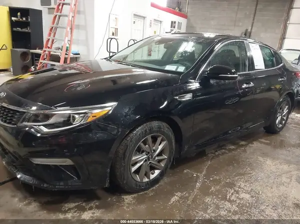 5XXGT4L35KG305434 2019 KIA OPTIMA - Image 2