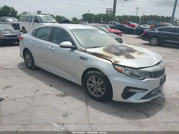 5XXGT4L35KG316613 2019 KIA OPTIMA - Image 1