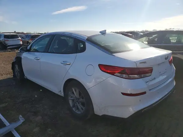 5XXGT4L35KG317244 2019 KIA OPTIMA - Image 2
