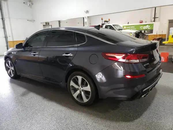 5XXGT4L35KG318796 2019 KIA OPTIMA - Image 2