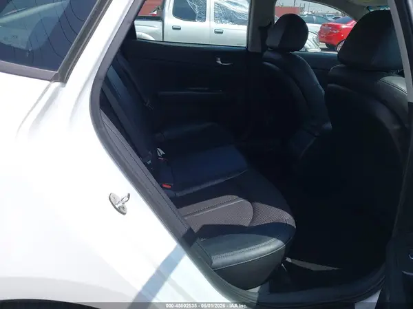 5XXGT4L35KG322279 2019 KIA OPTIMA - Image 8