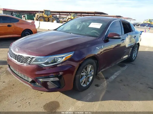 5XXGT4L35KG323576 2019 KIA OPTIMA - Image 2