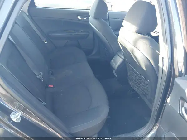 5XXGT4L35KG324419 2019 KIA OPTIMA - Image 8