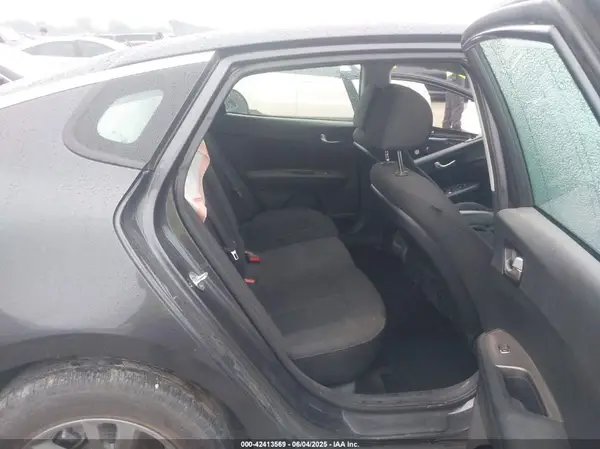 5XXGT4L35KG325179 2019 KIA OPTIMA - Image 8