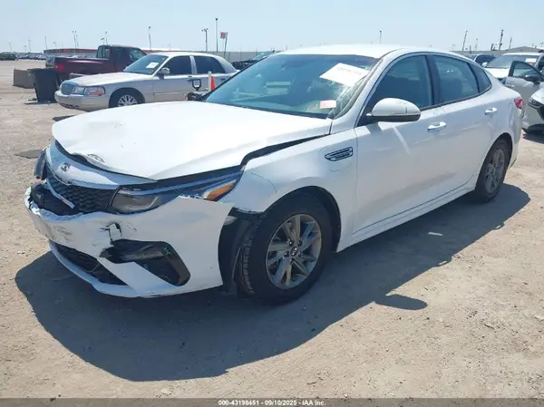 5XXGT4L35KG326123 2019 KIA OPTIMA - Image 2