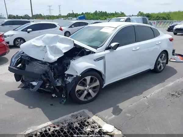 5XXGT4L35KG326655 2019 KIA OPTIMA - Image 2