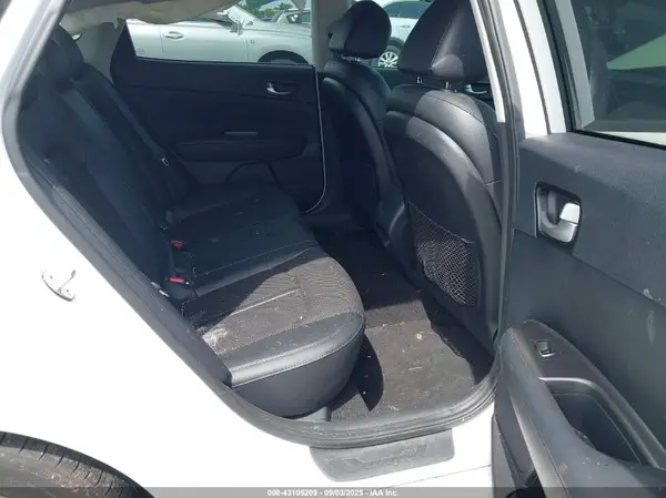 5XXGT4L35KG326655 2019 KIA OPTIMA - Image 8
