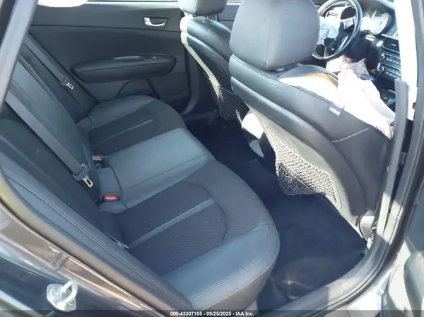 5XXGT4L35KG328437 2019 KIA OPTIMA - Image 8