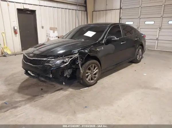5XXGT4L35KG329510 2019 KIA OPTIMA - Image 2