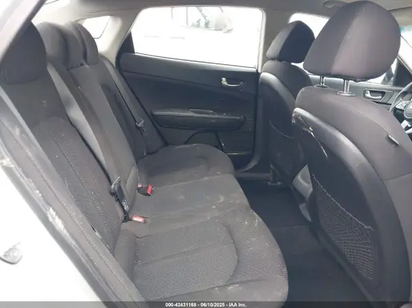 5XXGT4L35KG330365 2019 KIA OPTIMA - Image 8