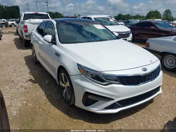 5XXGT4L35KG333217 2019 KIA OPTIMA - Image 1