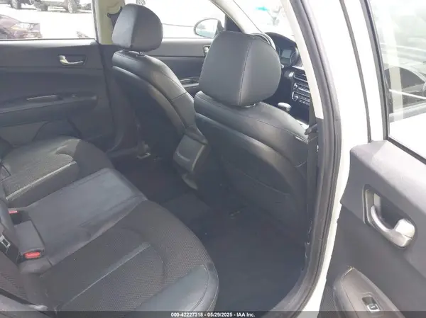 5XXGT4L35KG333217 2019 KIA OPTIMA - Image 8