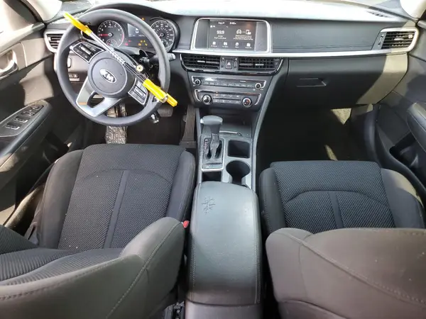 5XXGT4L35KG335095 2019 KIA OPTIMA - Image 8