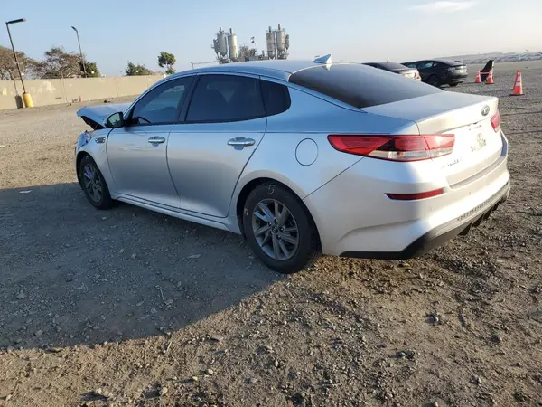5XXGT4L35KG335579 2019 KIA OPTIMA - Image 2