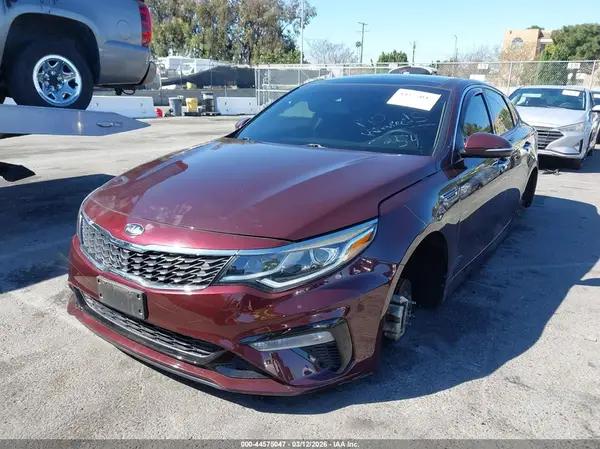 5XXGT4L35KG338854 2019 KIA OPTIMA - Image 2