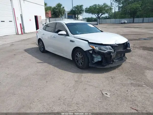 5XXGT4L35KG338918 2019 KIA OPTIMA - Image 1