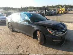 5XXGT4L35KG339017 2019 KIA OPTIMA