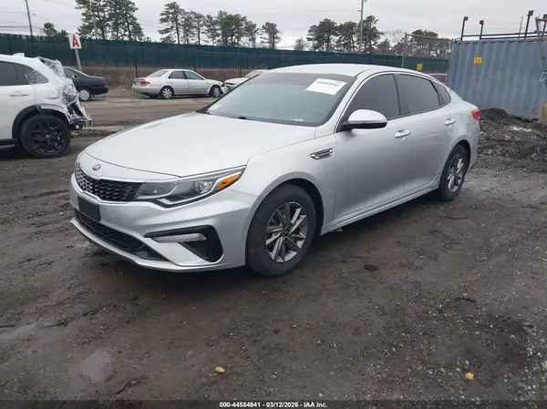 5XXGT4L35KG341446 2019 KIA OPTIMA - Image 2