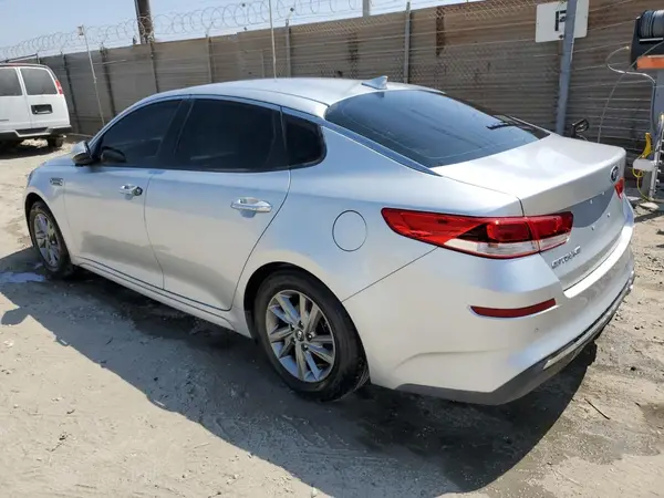 5XXGT4L35KG343102 2019 KIA OPTIMA - Image 2