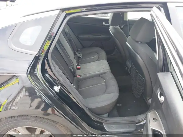 5XXGT4L35KG343567 2019 KIA OPTIMA - Image 8