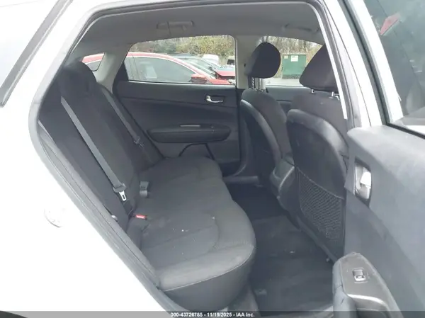 5XXGT4L35KG347277 2019 KIA OPTIMA - Image 8