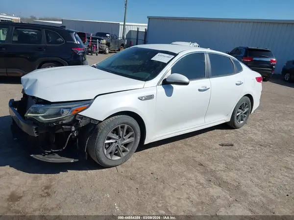5XXGT4L35KG348087 2019 KIA OPTIMA - Image 2